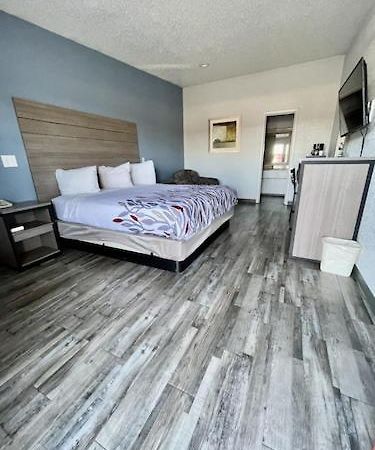 Delux Inn Cleburne Luaran gambar
